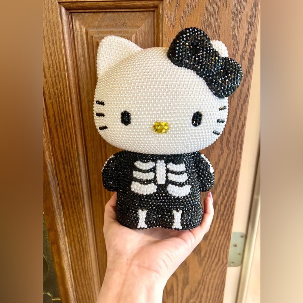 Hello Kitty Pink Skeleton & More! Please read description & look through photos! - Picture 4 of 10